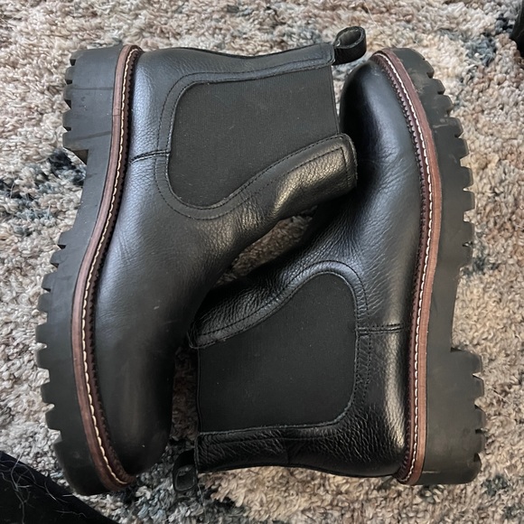Calson Chelsea boots - size 8.5M - Picture 1 of 3
